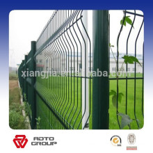 High strength and security triangular bending wire fence